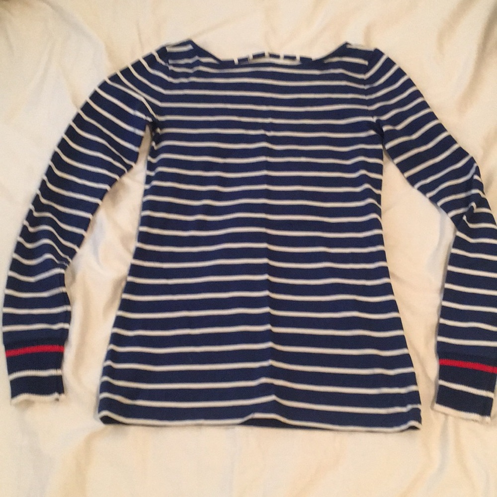 NWT Armani Exchange long sleeve v-back shirt S
